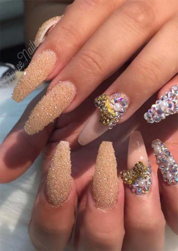 51 Cool Acrylic Nail Ideas & Designs to Try - Glowsly