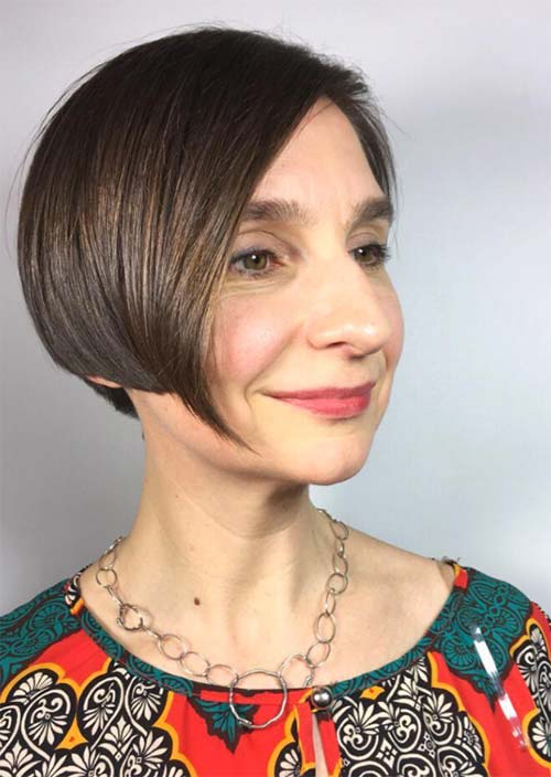 Haircuts & Hairstyles for Women Over 50: Brunette Lob with Fringe