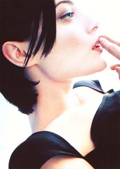 Tallest Models In Fashion History: Shalom Harlow