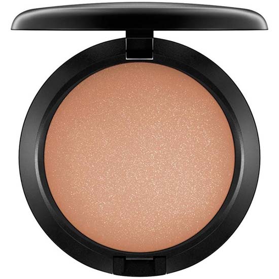 Best Bronzers for Every Skin Tone and Type: MAC Bronzing Powder in Golden