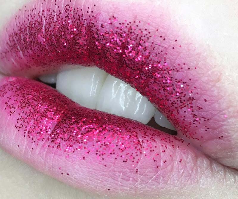 How to Get Glitter Lips: Sparkly Lipstick Application Tips