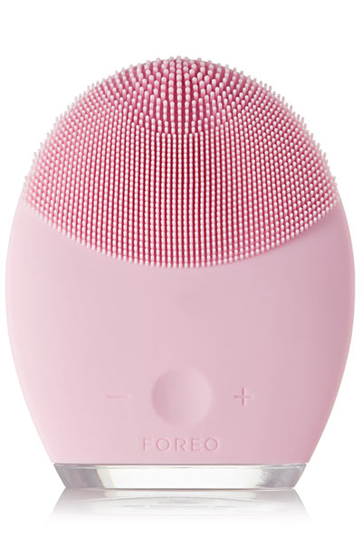 Christmas Gifts for Her Ideas: Foreo Luna 2 Cleansing System