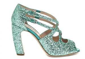 15 Glitter Heels to Shine Bright: How to Wear Glitter Heels