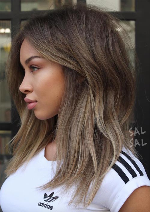 51 Medium Hairstyles & Shoulder-Length Haircuts for Women in 2022