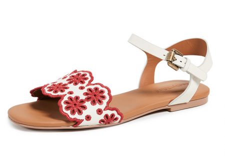 13 Best Summer 2021 Flat Sandals for Women & Tips for Wearing Them