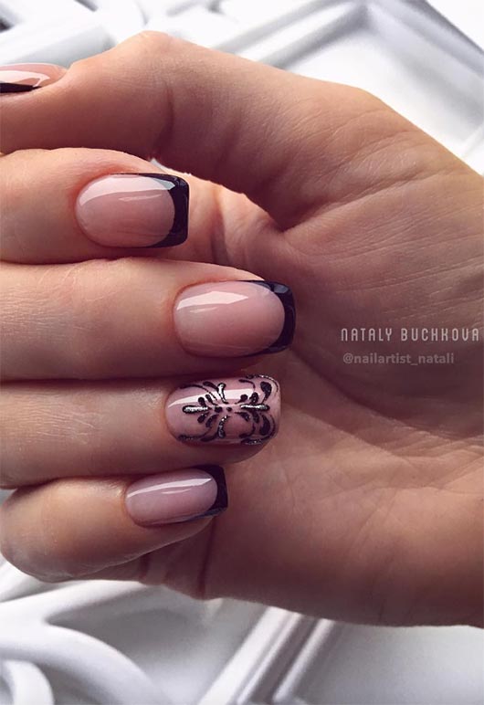 Fresh French Nail Designs: French Manicure Ideas