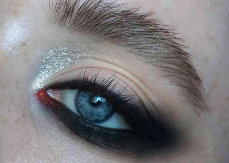 Pencil Eyeliner Makeup Hacks