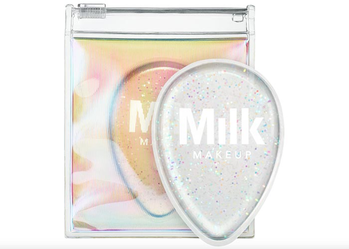 Best Makeup Sponges, Powder Puffs & Makeup Blenders: Milk Makeup Dab + Blend Applicator