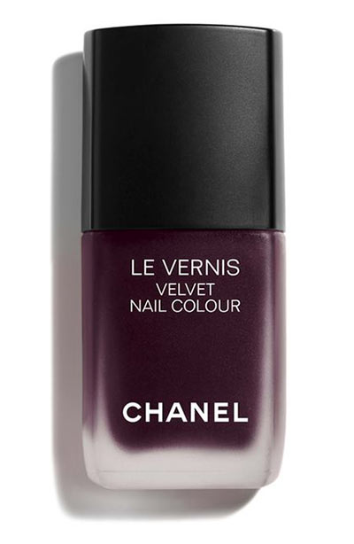 Best Matte Nail Polish Colors & Matte Top Coats: Chanel Le Vernis Velvet Nail Colour in Profondeur
