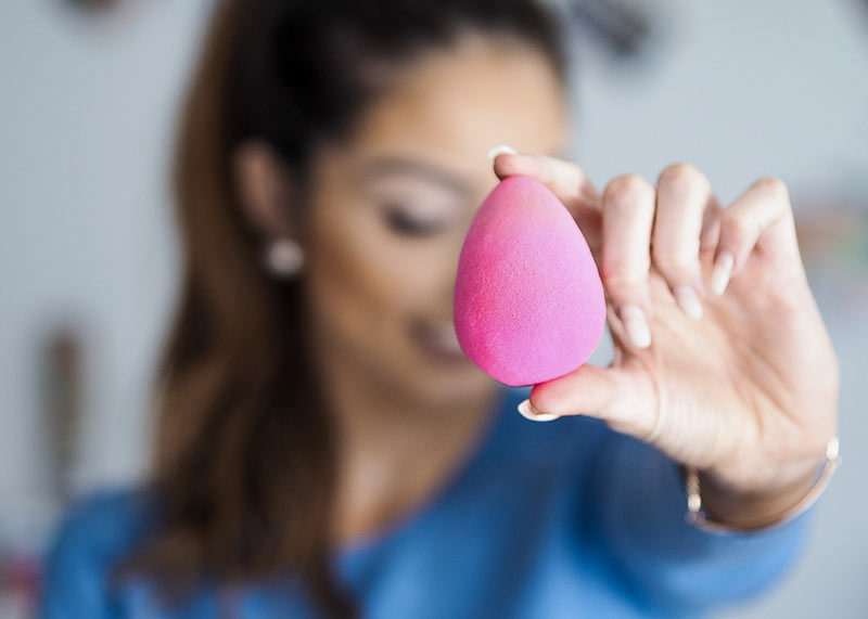 How to Choose the Right Makeup Sponge