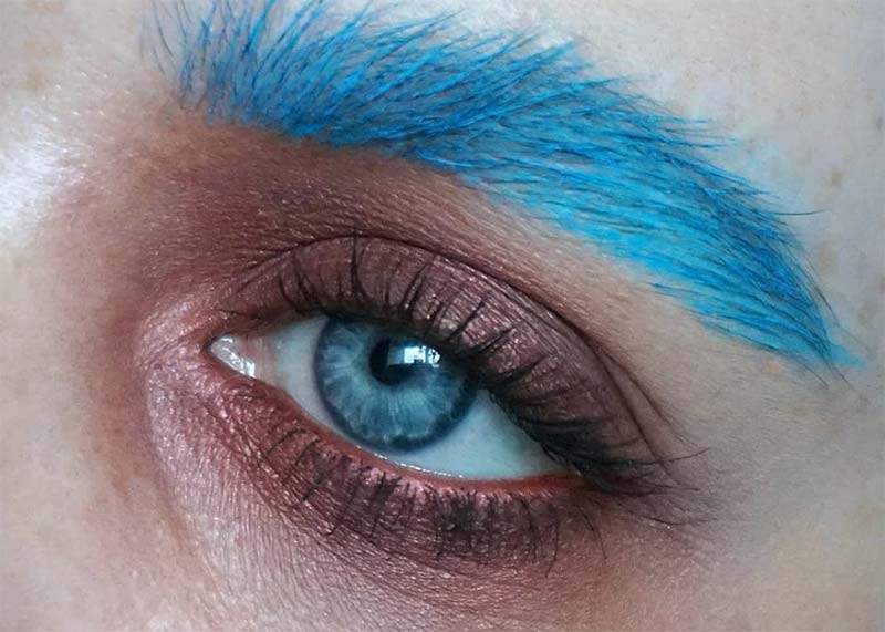 Best Single Eyeshadow Colors for Blue Eyes