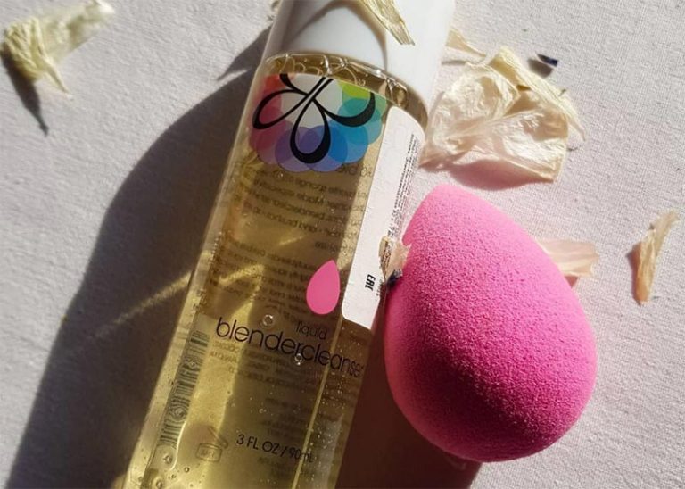 How to Clean Beauty Blender Properly Glowsly