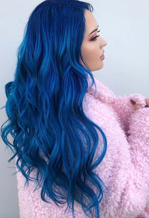 Fashion and Style Tips for Blue Hair