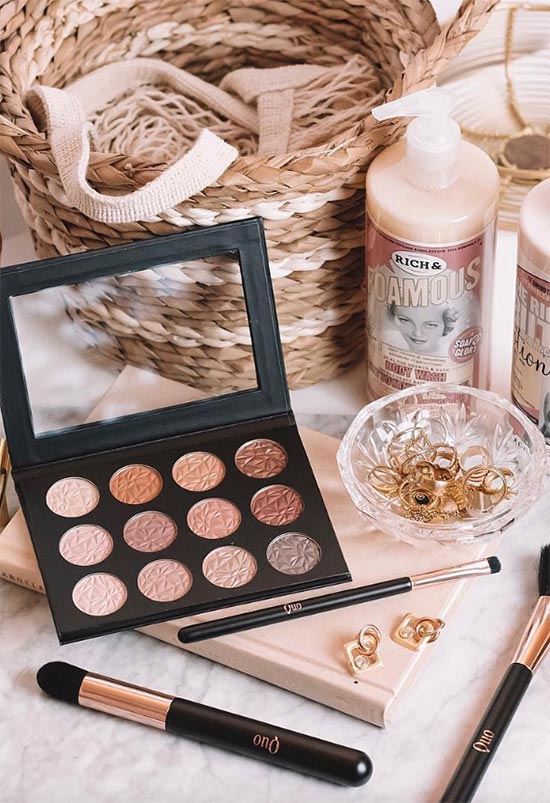 How to Find the Best Nude Eyeshadow Palette for Your Skin Tone