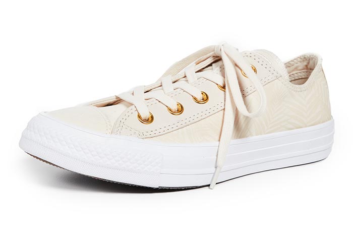 Best Travel Shoes for Women: Converse Chuck Taylor All Star Sneakers 