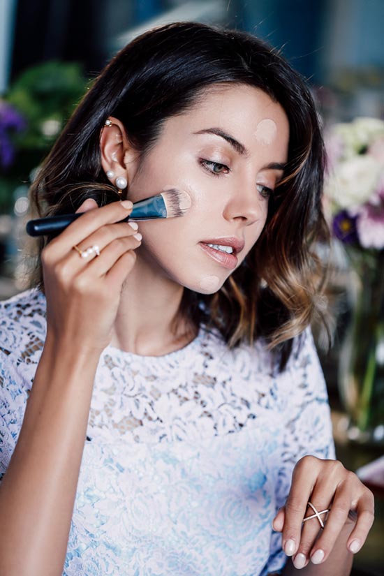 Applying Makeup with Makeup Brushes