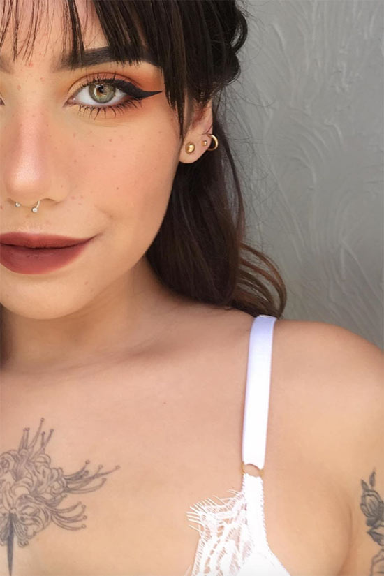 Faux/ Fake Freckles Makeup Tips
