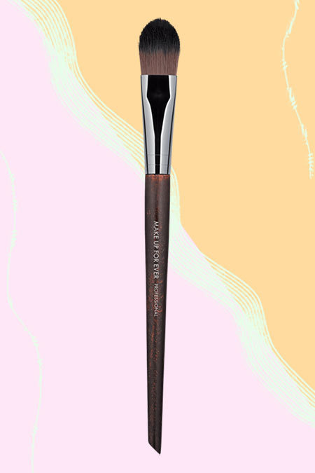 Types of Makeup Brushes: Buffing Concealer Brush