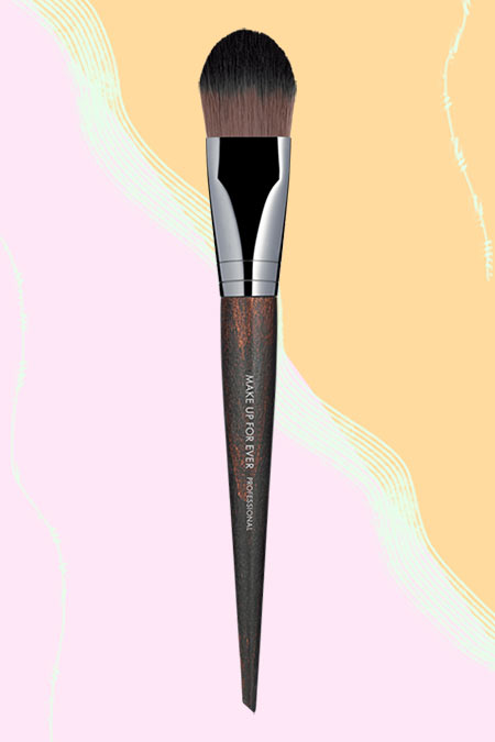 Types of Makeup Brushes: Flat Foundation Brush