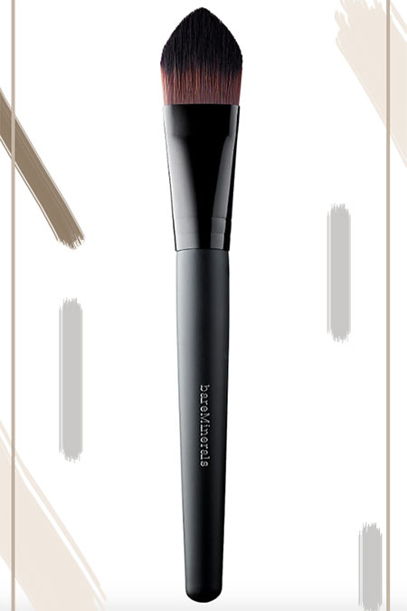 Types of Foundation Brushes and Their Uses: Flat, Tapered Foundation Brushes 