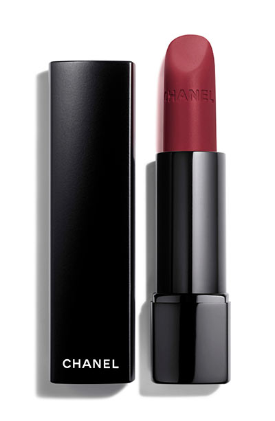 Best Chanel Lipstick Shades: Chanel Rouge Allure Velvet Extrême Intense Matte Lip Colour in Extrême 