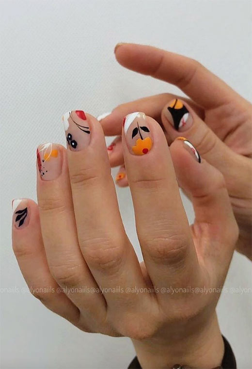 Flower Nail Designs: Pretty Flower Nails