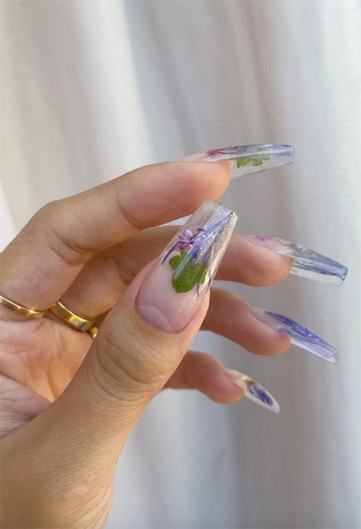 Flower Nail Designs: Pretty Flower Nails