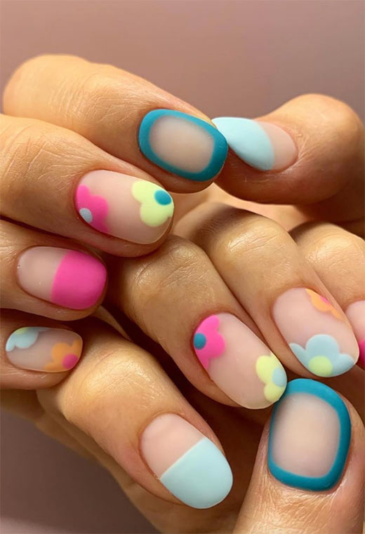 Flower Nail Designs: Pretty Flower Nails