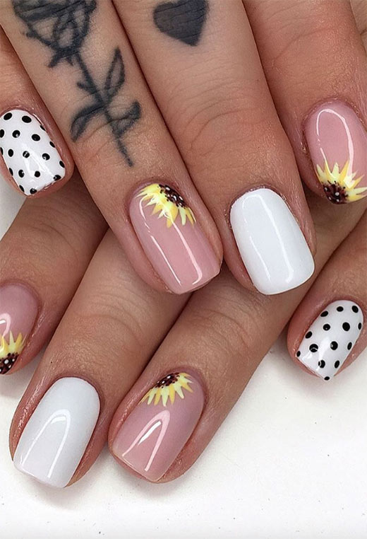 Flower Nail Designs: Pretty Flower Nails