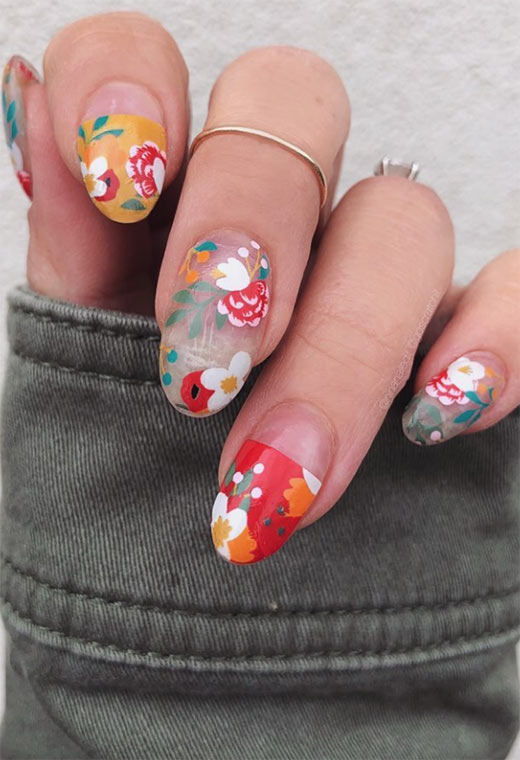 Flower Nail Designs: Pretty Flower Nails