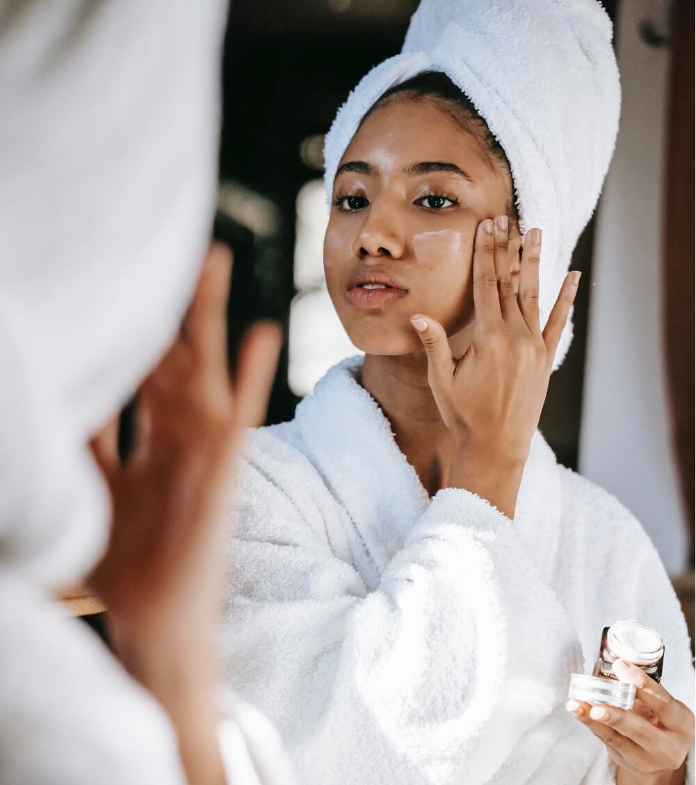 Types of Bronzers, from Cream to Powder, and Which Is Best Glowsly