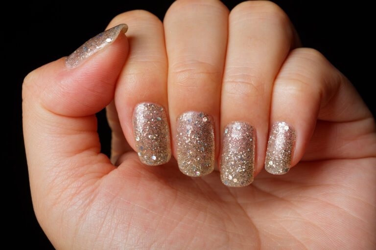 glitter-nails