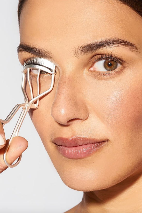 How to Choose the Best Eyelash Curlers?